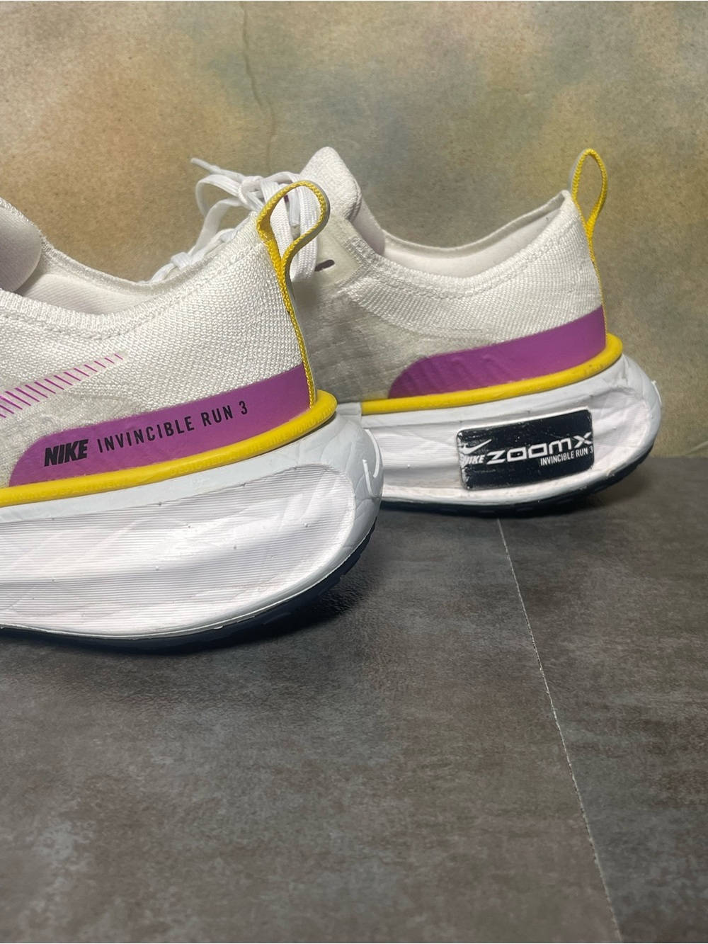 Nike ZoomX Invincible Run 3 Women’s White/Purple Sneakers Size 8.5 - Picture 11 of 16
